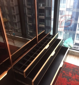 Tủ nhôm kính căn hộ - Minh Tân Window - Công Ty TNHH Kinh Doanh Thương Mại Sản Xuất Minh Tân